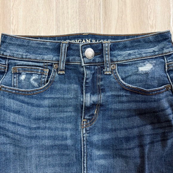 American Eagle Jean Skirt — Size 2 - Picture 3 of 7